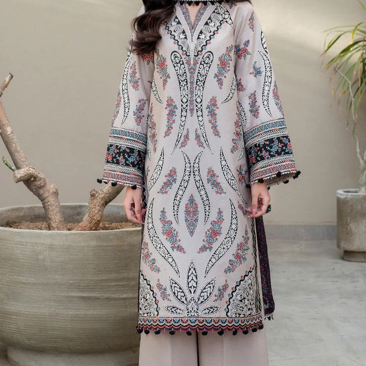 imbroaded suti laown suit